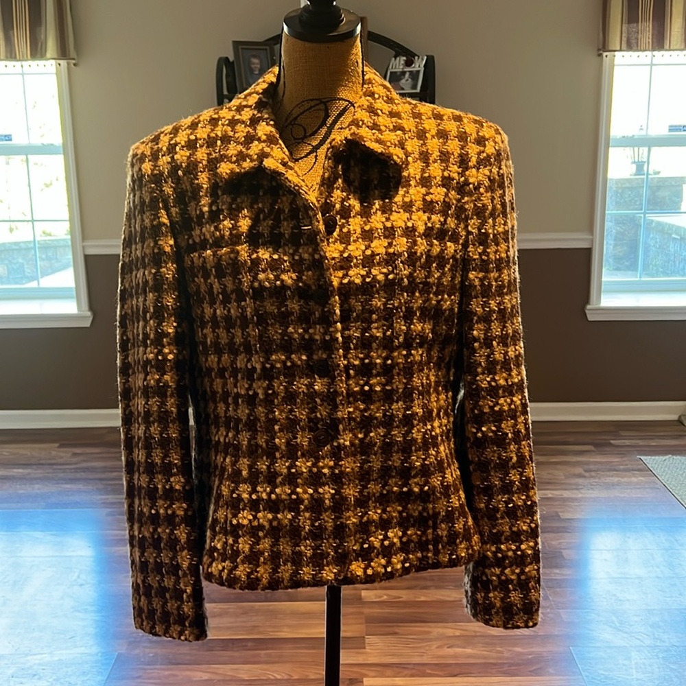 Jones New York size 16 brown and tan blazer